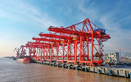 衛(wèi)華集團再次惠購宏山激光30kW大幅面激光切割機，全力構建新質生產力